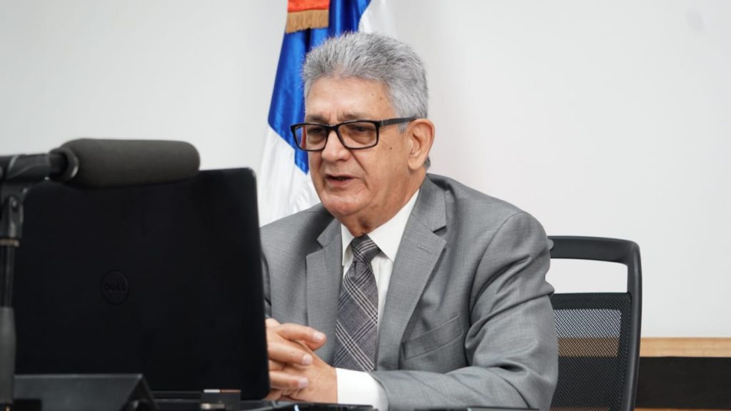 Director de Presupuesto valora gasto eficiente y apoyo del sector privado en crecimiento económico RD