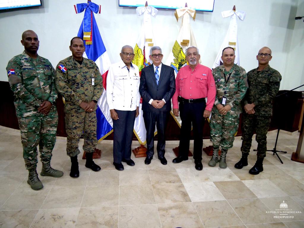 Rijo Presbot realiza Encuentro Ciudadano con militares del MIDE para conocer Presupuesto Público