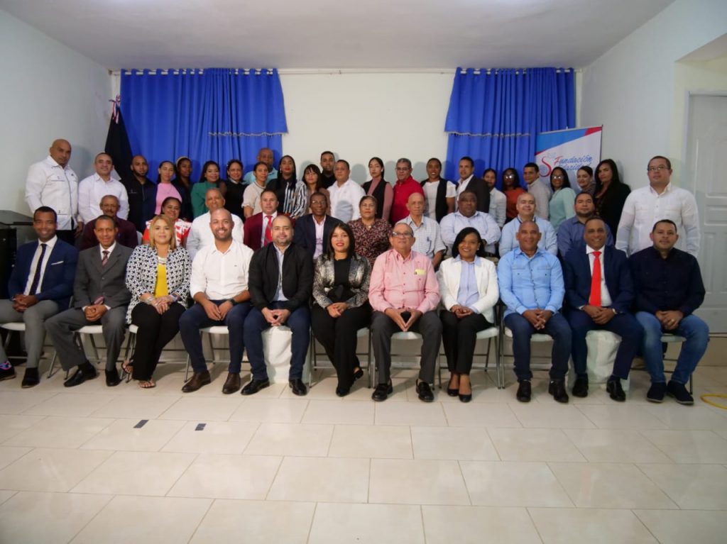 Presupuesto y Fundación Solidaridad socializan iniciativas presupuestarias para fortalecer gobiernos locales