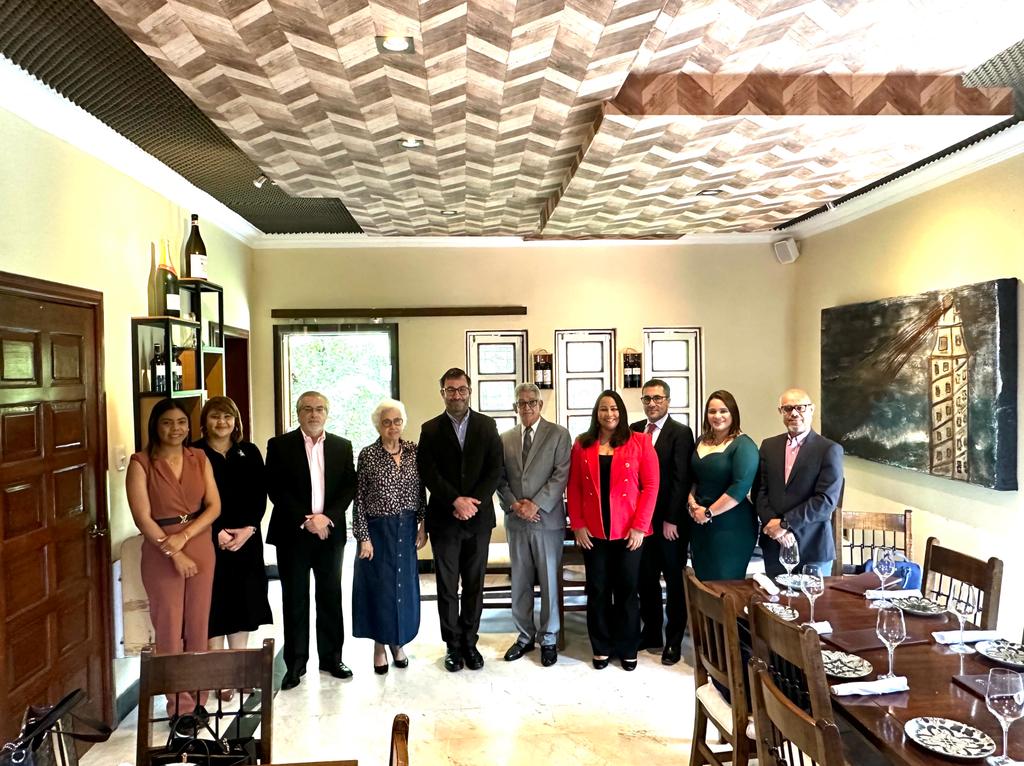 Consejo para la Transparencia de Chile conoce avances de gestión de Presupuesto