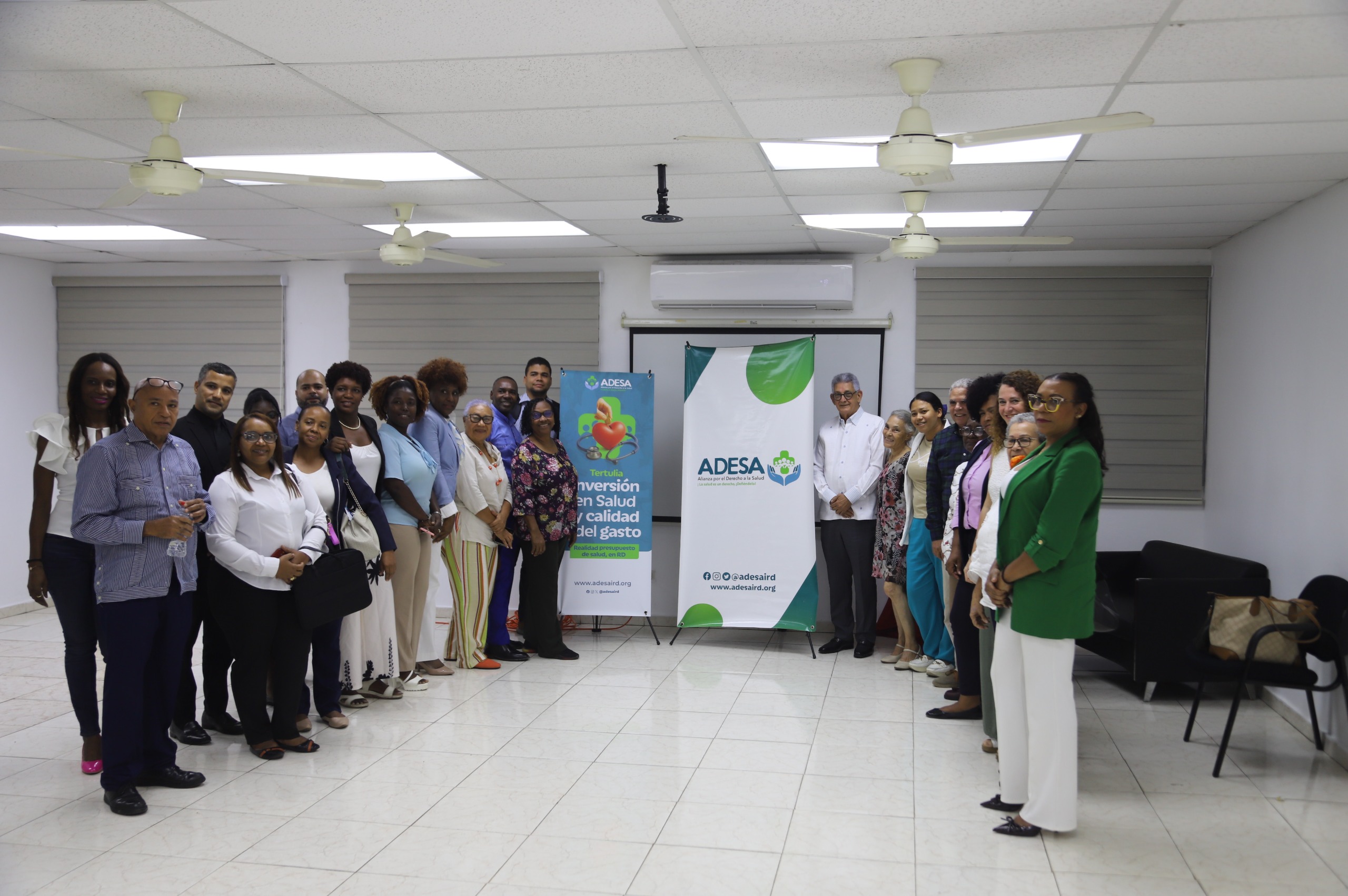 DIGEPRES y ADESA llevan a cabo Encuentro Ciudadano