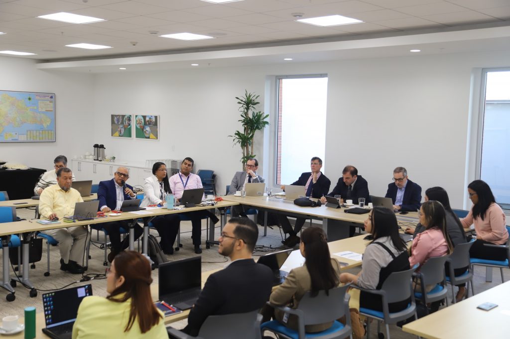 Presupuesto y Ministerio de Hacienda